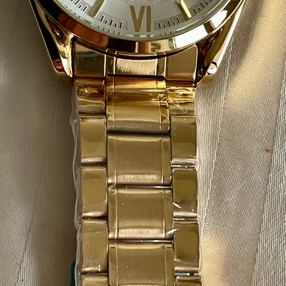 NWOT Orient Automatic Date Watch 22 Jewels Engraved Dial - Picture 3 of 10